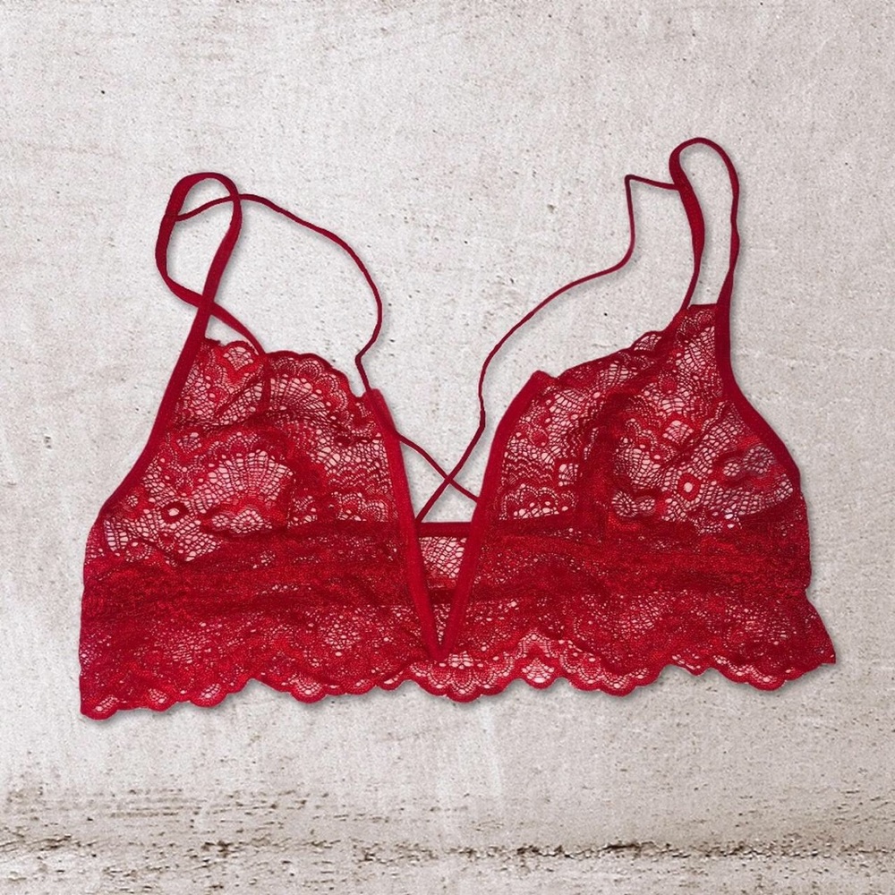 Boohoo v wire bralette